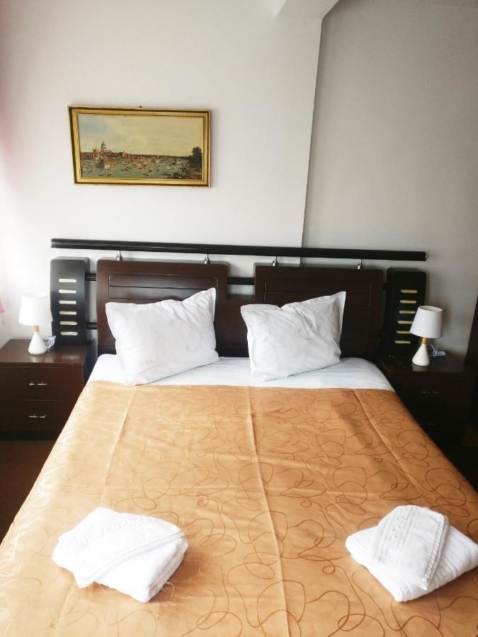 Отель Bianca House Буштени-22