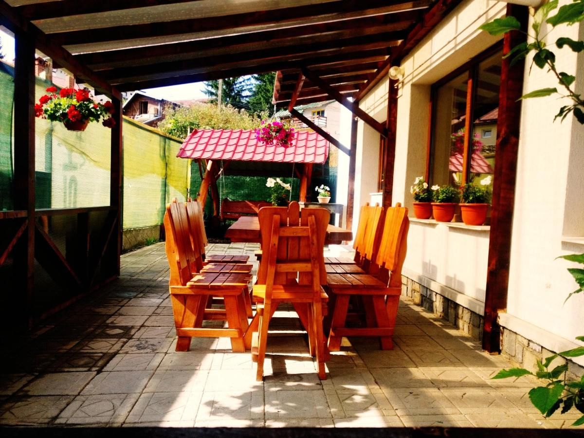 Отель Bianca House Буштени-9